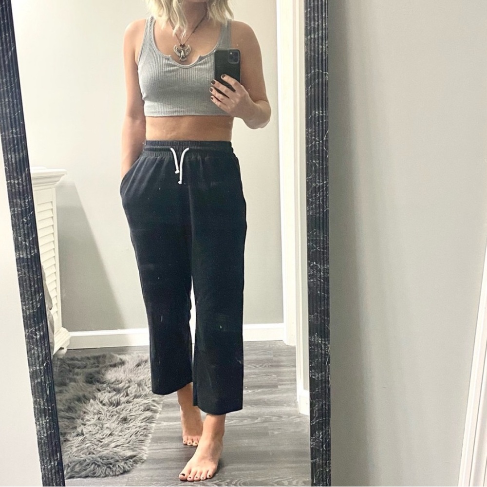 ROMWE Grey Ribbed Cropped Tank Top - Picture 2 of 5